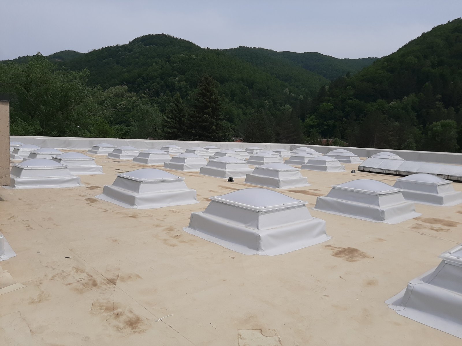 RUND / QUADRATISCH / RECHTECKIG